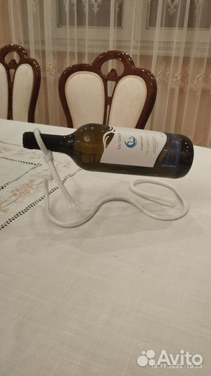 Подставка под вино