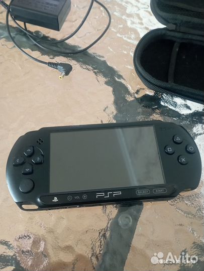 Sony PSP e 1008