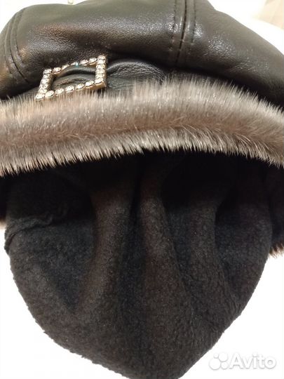 Берет женский кожаный