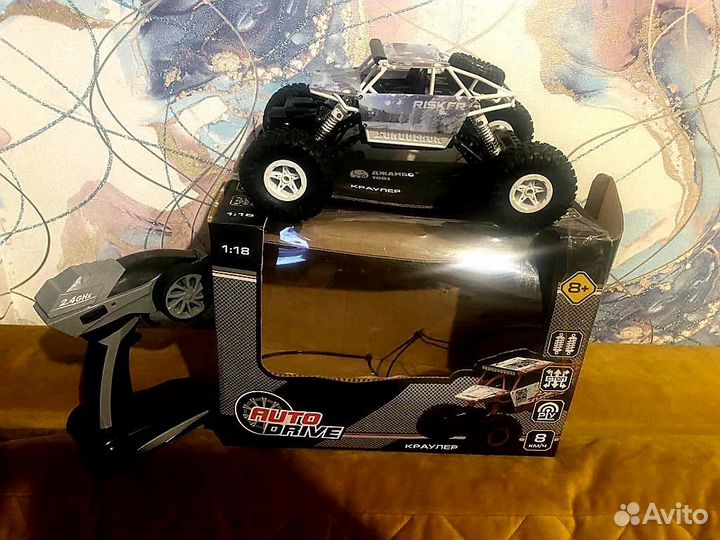 Машина на радиоуправлении дрифт краулер 1:18