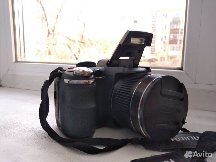 Зеркальный фотоаппарат fujifilm