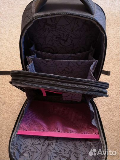 Рюкзак школьный Hummingbird T67 Romantic Dreamer