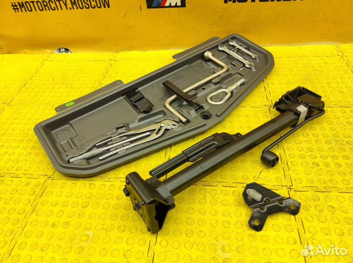 Набор инструментов Bmw 740I E38 M62B44 4.4 1997