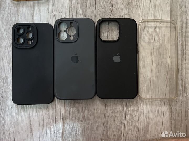 Чехлы на iPhone 13 про