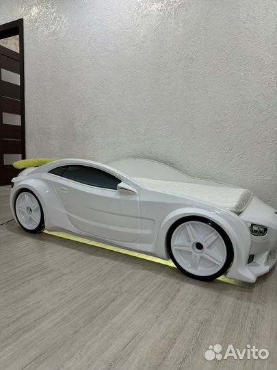 Кровать машина с ортопедическим матрасом