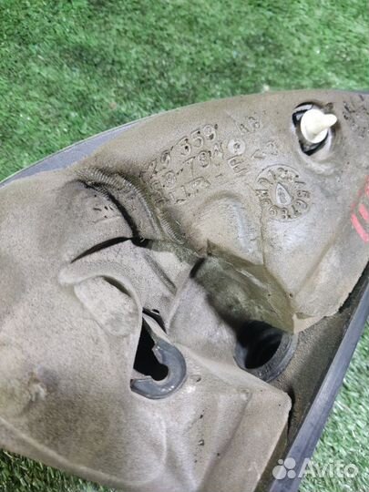 Внутренняя заглушка зеркала левая Opel Astra H