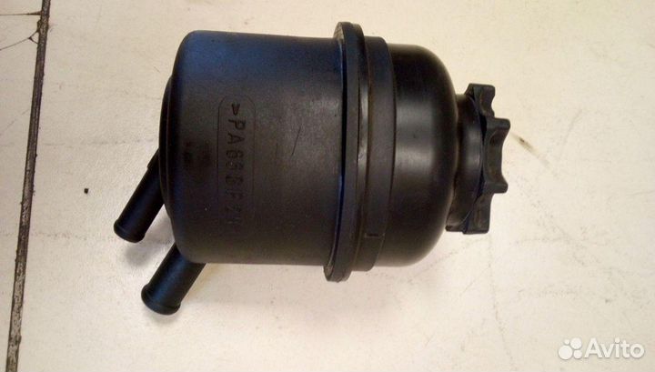 Бачок гидроусилителя Chevrolet Niva