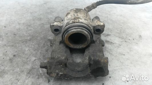 Суппорт тормозной передний правый seat leon 2 (83G