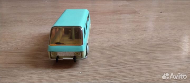 Советская игрушка машинка раф