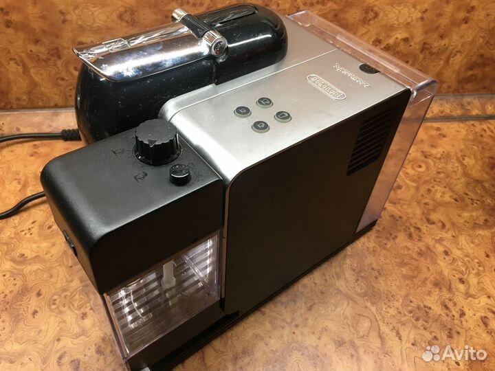 Капсульная кофемашина DeLonghi en520 S с капучинат