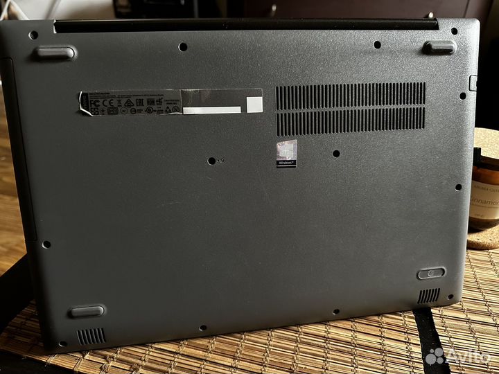 Ноутбук lenovo