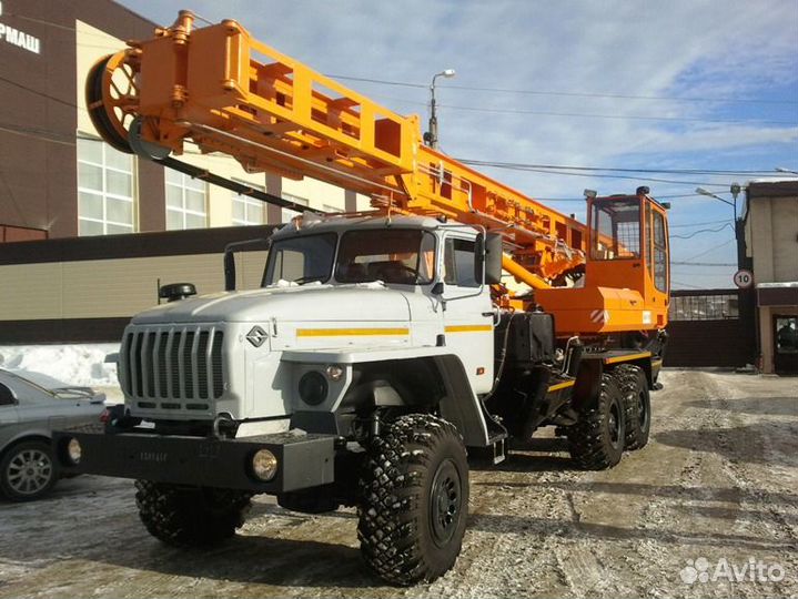 Помощник машиниста буровой установки