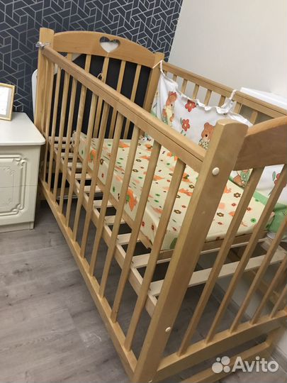 Продам детскую кровать