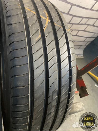 Michelin Primacy 4 215/55 R17 94W