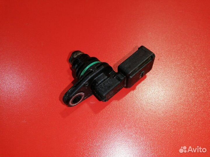 Датчик положения распредвала Volkswagen Polo 602