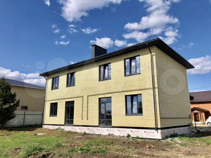 Таунхаус 100 м² на участке 3 сот.