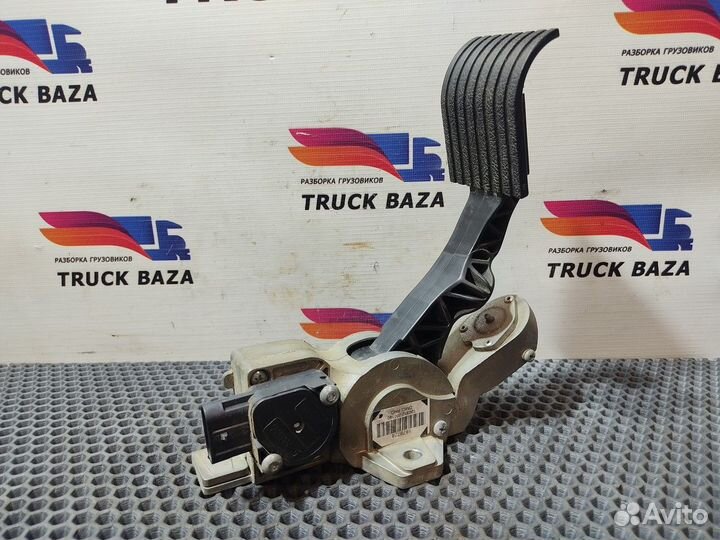 1879728 Педаль газа Daf XF105