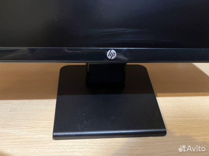 Монитор HP 21.5