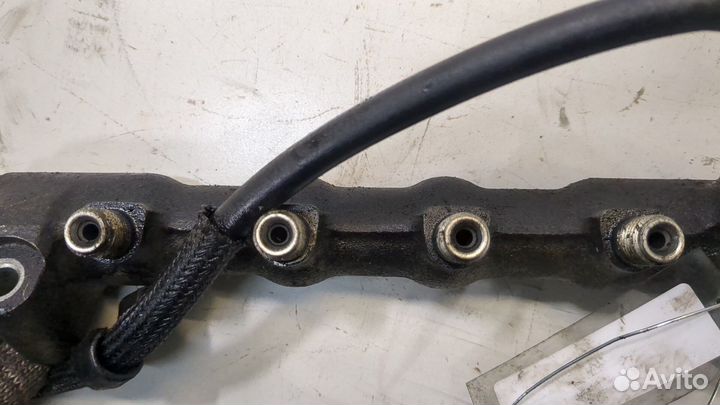 Рампа топливная Opel Zafira B