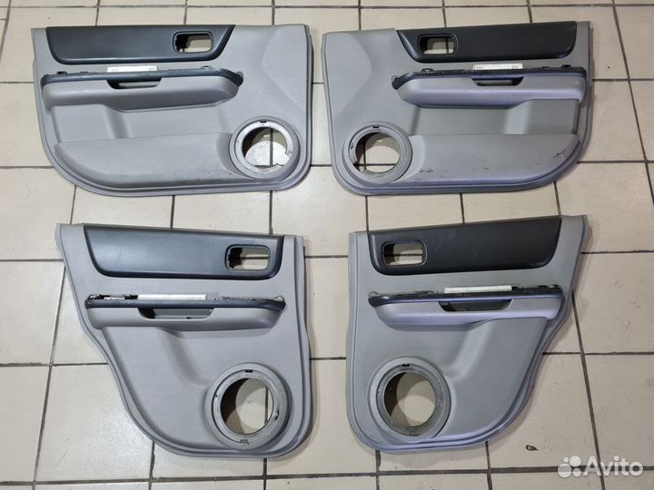 Дверные карты Nissan X-Trail Т30