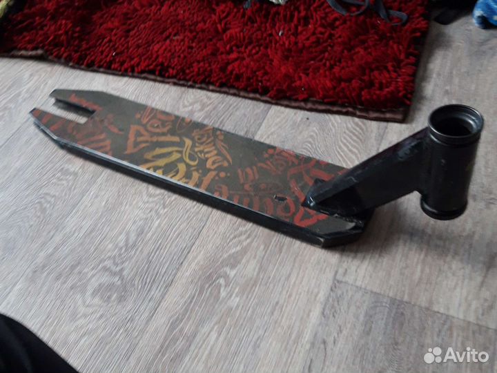 Дека от трюкового самоката tech team duker 101