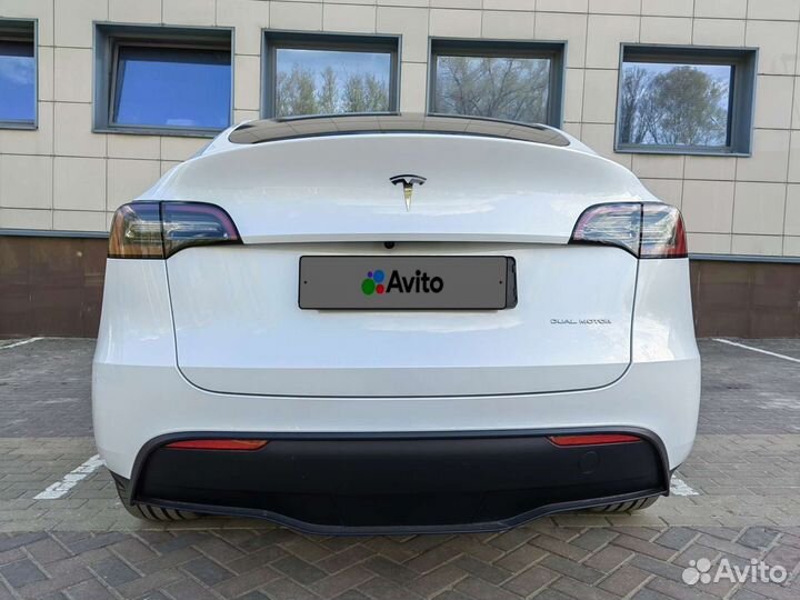 Tesla Model Y AT, 2023, 97 км