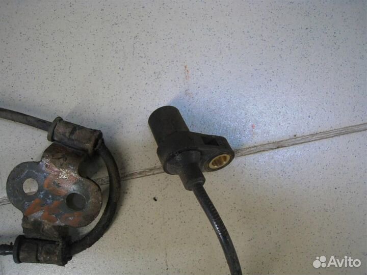 Датчик ABS передний левый Subaru Forester SG/S11