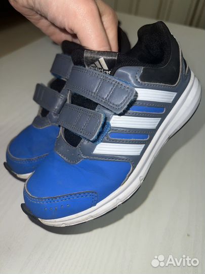 Кроссовки adidas