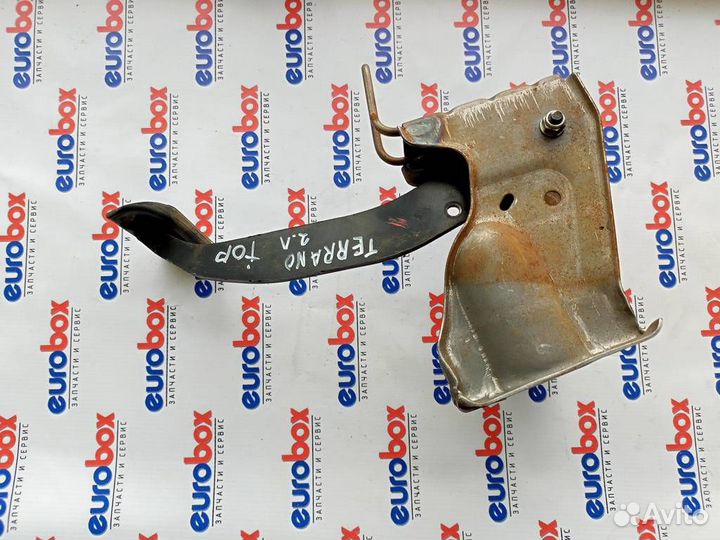 Педаль тормоза Nissan Terrano III (D10) 2014