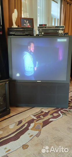 Телевизор 