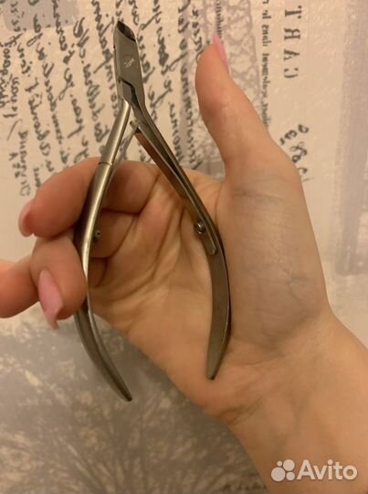 Щипчики для маникюра