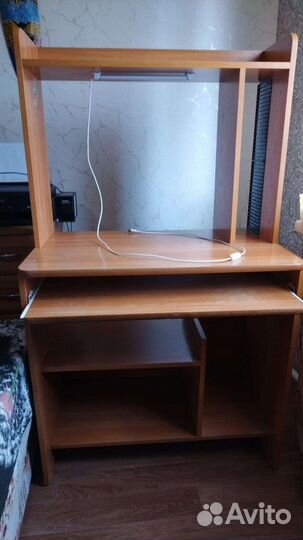 Компьютерный стол