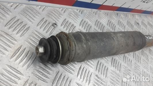 Амортизатор задней балки toyota avensis T27 (4ST06