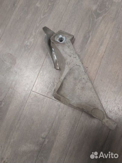 Кронштейн двигателя Bmw X5 4.8I E70 N62N 4.8I 2008