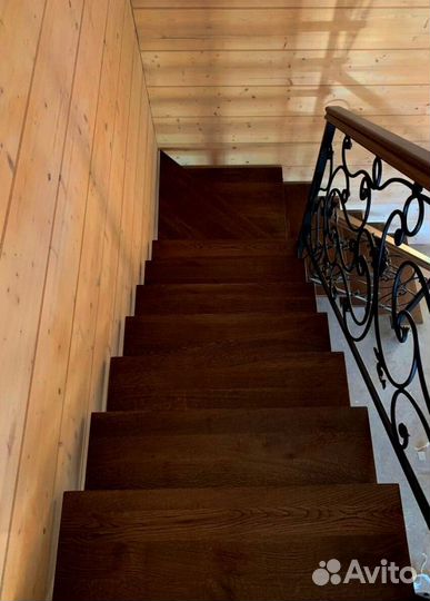 Лестница в коттедж