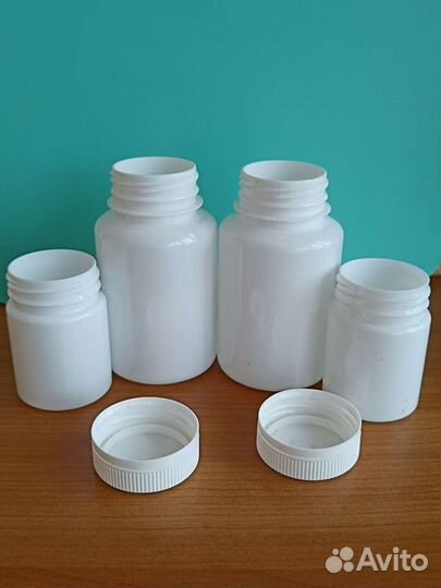 Пластиковые баночки (тара) с крышкой