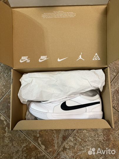 Nike Zoom Court Lite 3