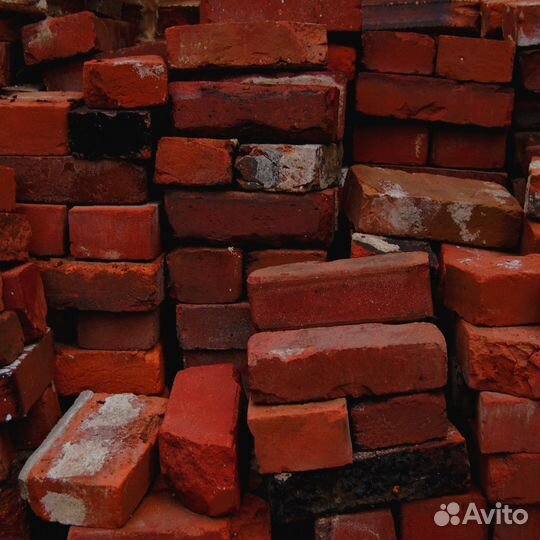 Прочный керамический кирпич