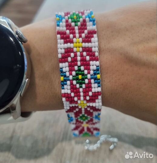 Серёжки, кулон, браслет чувашские из бисера