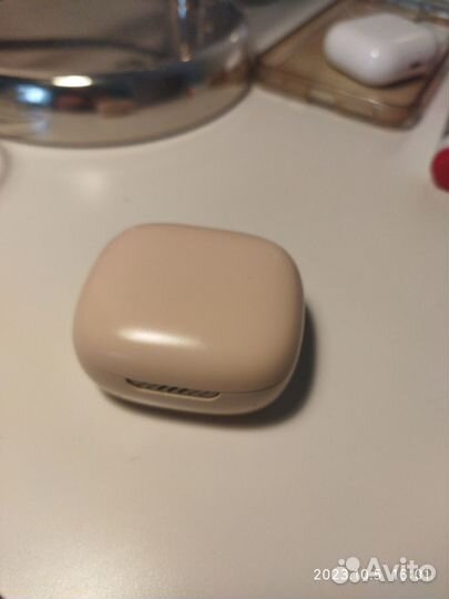 Беспроводные наушники jbl live pro tws