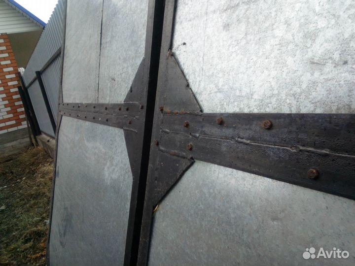 Ворота гаражные