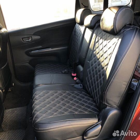 Чехлы Toyota Виш 20