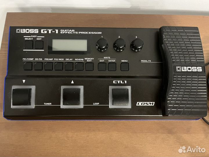 Гитарный процессор boss GT-1