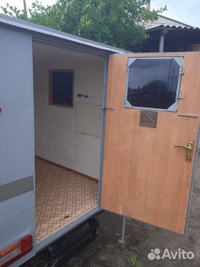 Прицеп дом на колесах