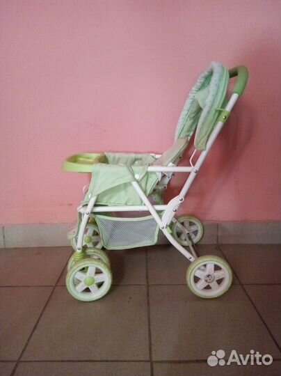 Коляска для кукол