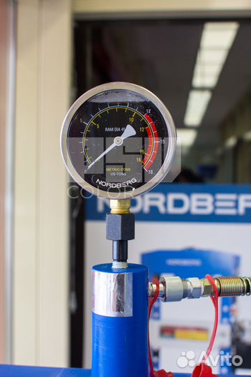 Пресс с ножным приводом, усилие 12 тонн