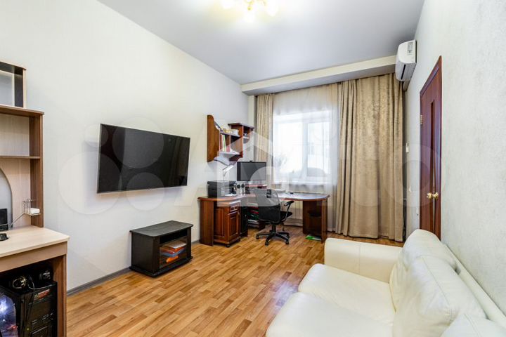 2-к. квартира, 49,3 м², 1/10 эт.