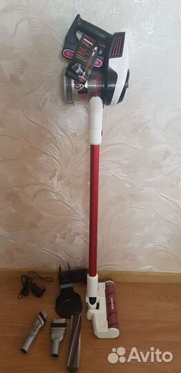 Беспроводной пылесос Redmond Rv-ur370