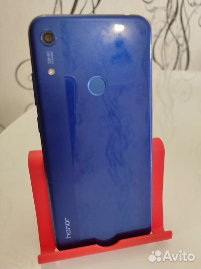 HUAWEI Y6 (2019), 2/32 ГБ