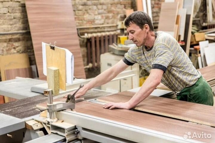 Распиловщик, сборщик-сверловщик